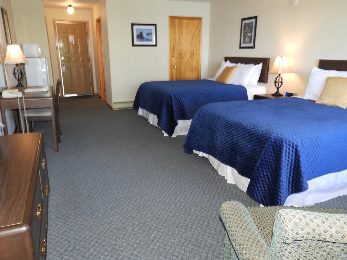 Admiral Digby Inn Restaurant And Cottages Exteriör bild
